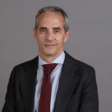 Dr. Javier Torres Llergo.
