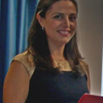 Dra. María Eladia Salar Alcaraz