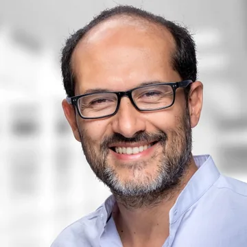 Dr. Roberto Martin Asenjo